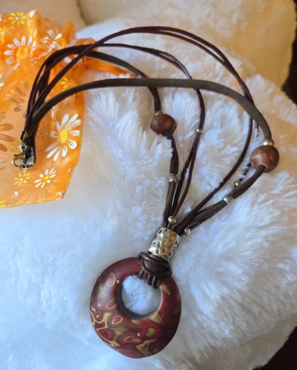 Brown Necklace 04