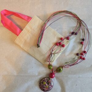 Magenta & Green Necklace 07